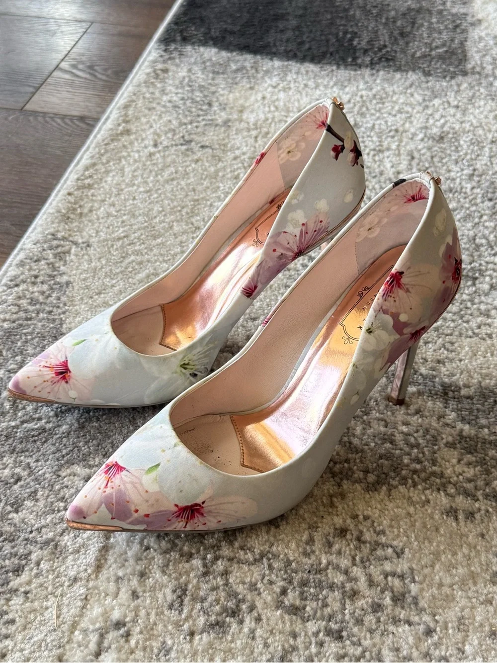 Ted Baker White Floral Pointed-Toe Stiletto Pumps